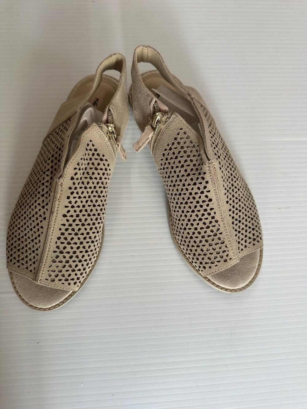 Kelsi Dagger Simone Style Sling back Sandals size 6 C408LD/1017